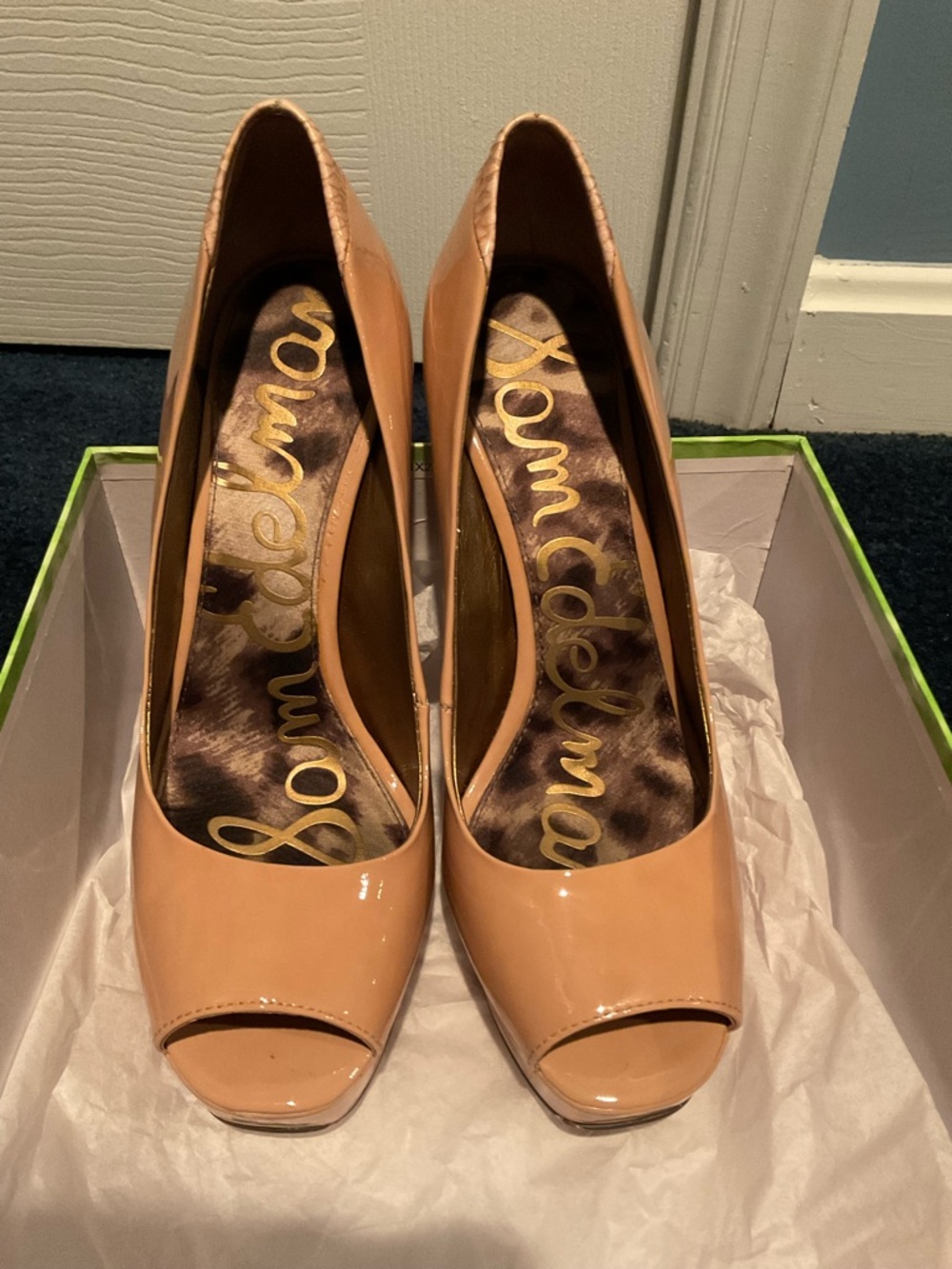 Sam Edelman Tacoma Patent Peep-Toe Pump in Blush Size 7.5